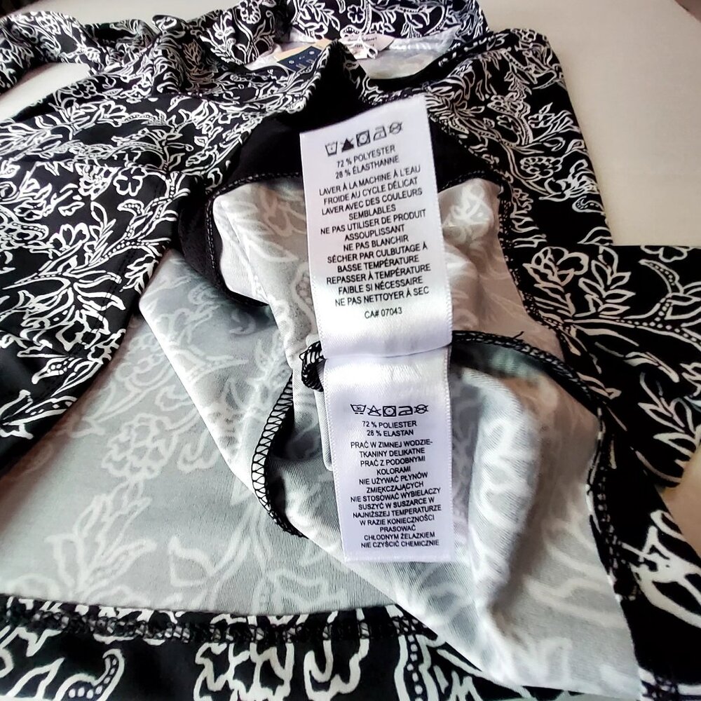 Tommy Bahama Everyday Active Black & White Floral Long Sleeve Zip Top Size  L - Picture 8 of 12